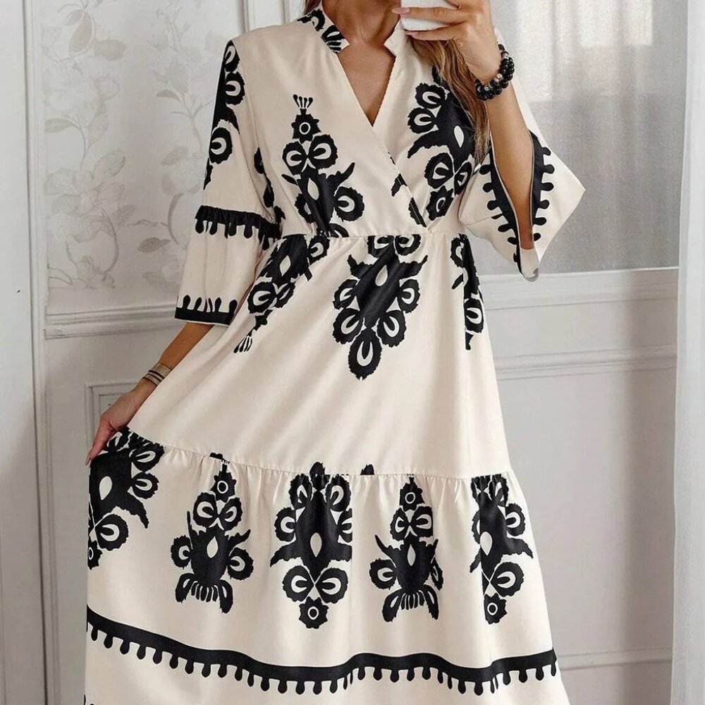 Printed Half Sleeve Knee Length Dress - Picture 4 of 10